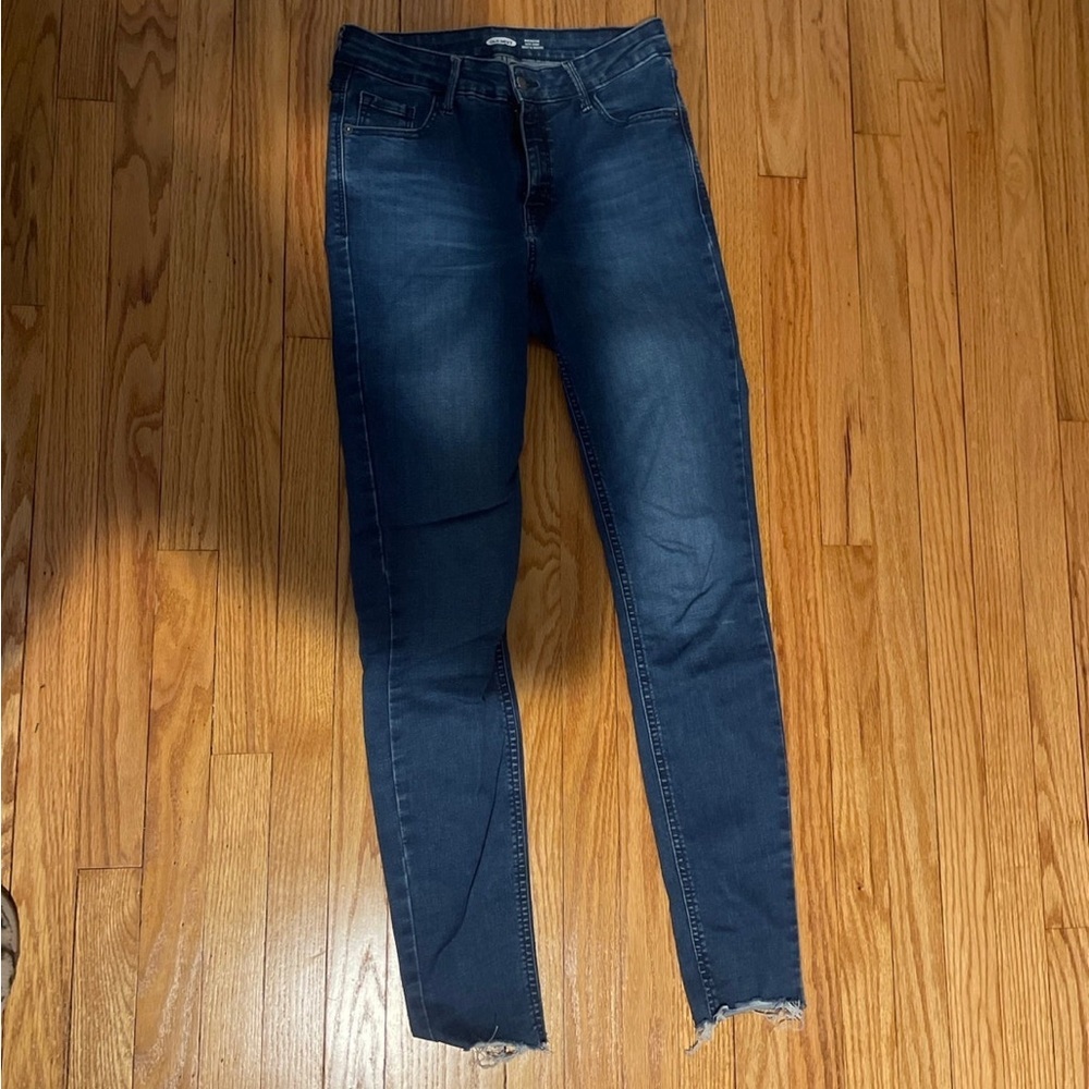 Old Navy Rockstar Super Skinny Jean
